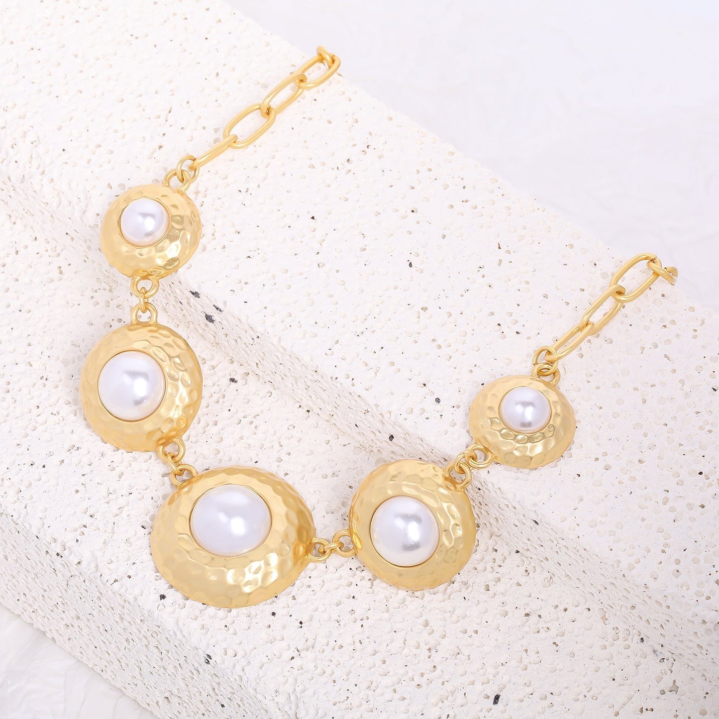 Door Lock Shape Pearl Necklace